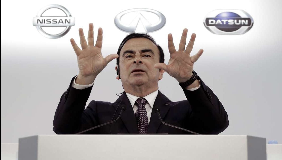 Qui remplace Carlos Ghosn ?